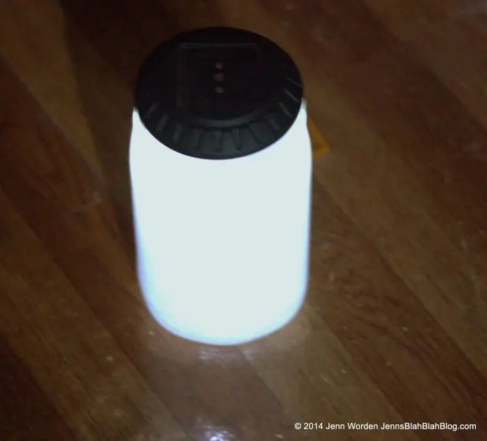Energy-Saving DIY Projects: Solar Mason Jar Lights 21 Energy-Saving DIY Projects: Solar Mason Jar Lights