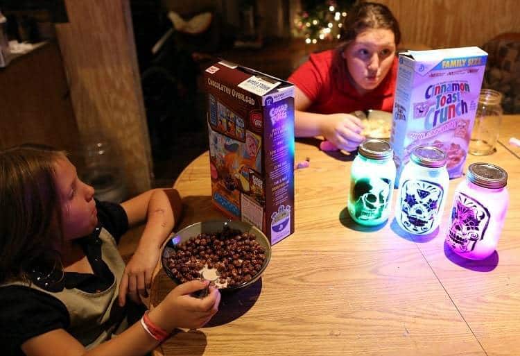 DIY Day of the Dead Mason Jar Lanterns