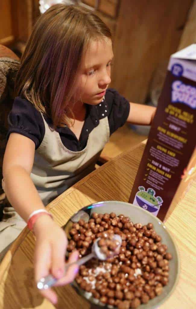 DIY Day of the Dead Mason Jar Lanterns