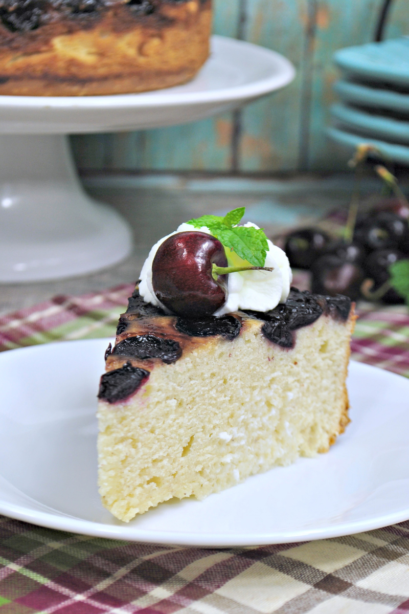 Deliciously Moist Cherry Upside Down Cake: Perfect Dessert for Any Occasion