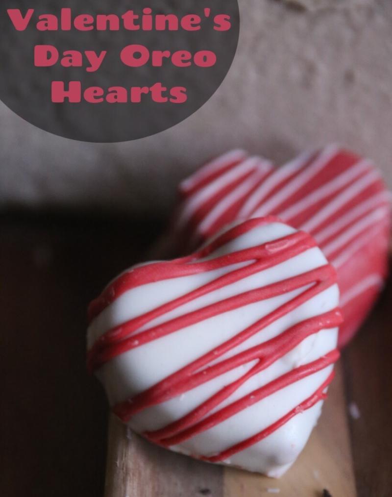 Valentine’s Day Oreo Hearts