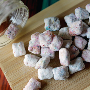 Tie-Dye White Chocolate Muddy Buddies 16 Tie-Dye White Chocolate Muddy Buddies