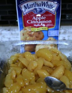 Apple Crisp Bake with Crispy Muffin Crumble Topping