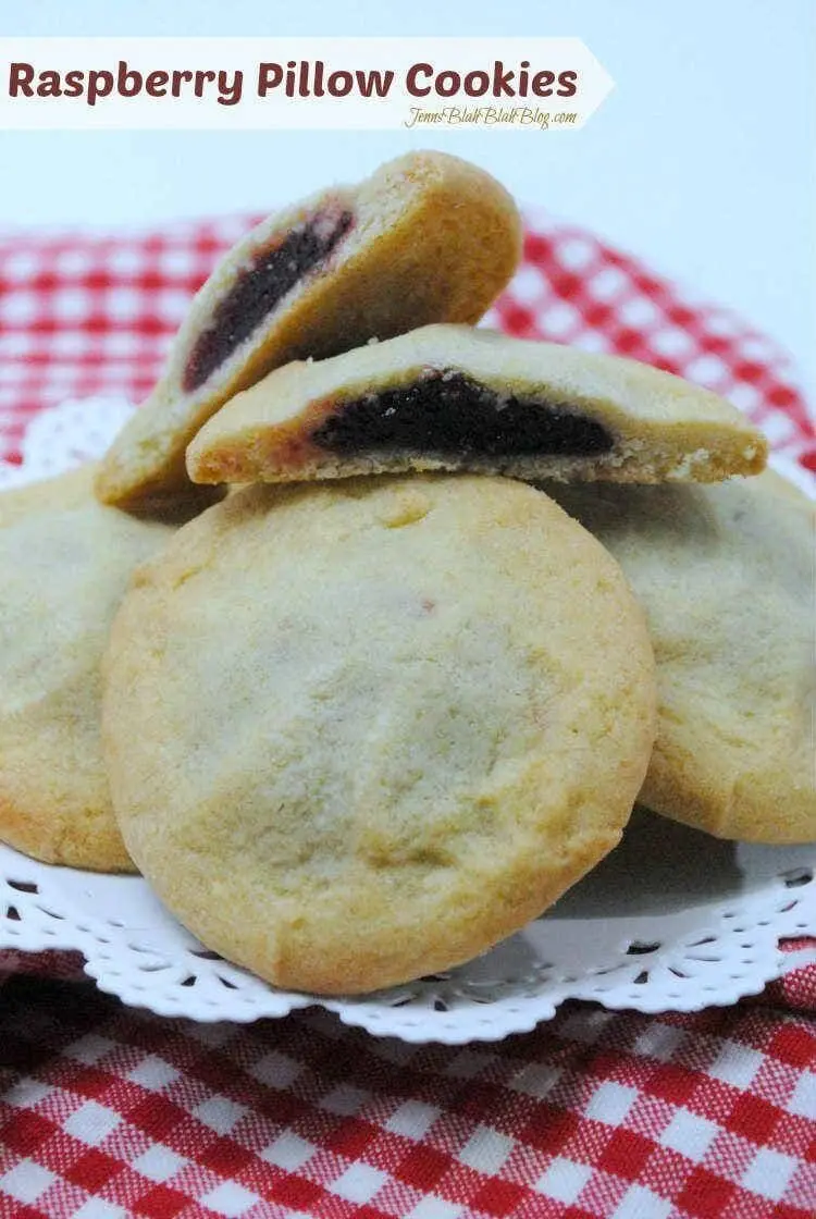 Irresistible Raspberry Pillow Cookies 10 Irresistible Raspberry Pillow Cookies