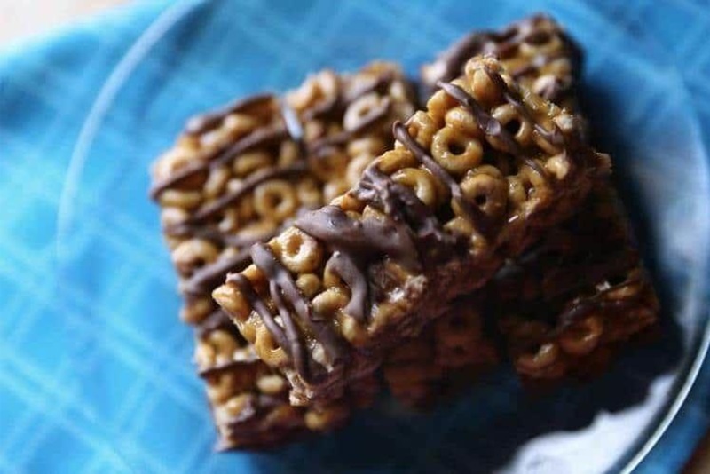 Peanut Butter Honey Cereal Bars with Dark Chocolate