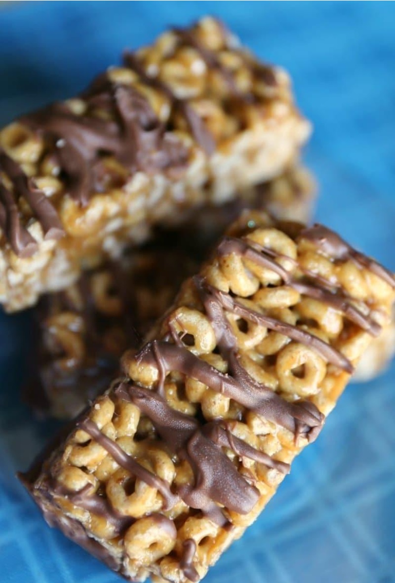 Peanut Butter Honey Cereal Bars with Dark Chocolate