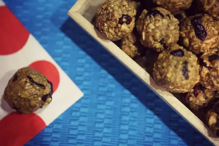 Ancient Grains Granola & Peanut Butter Energy Balls Recipe with Chia Seed 10 Ancient Grains Granola & Peanut Butter Energy Balls Recipe with Chia Seed